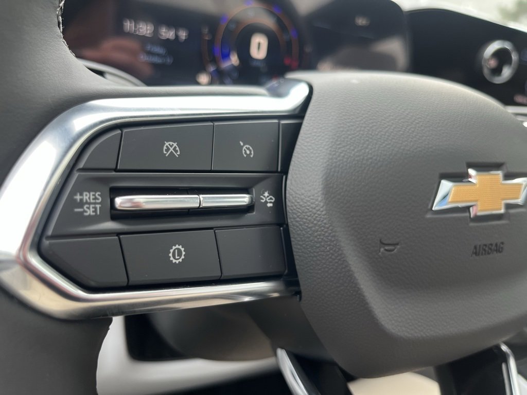 New 2026 Chevrolet Suburban Premier w/ Sun And Tow Package image 25