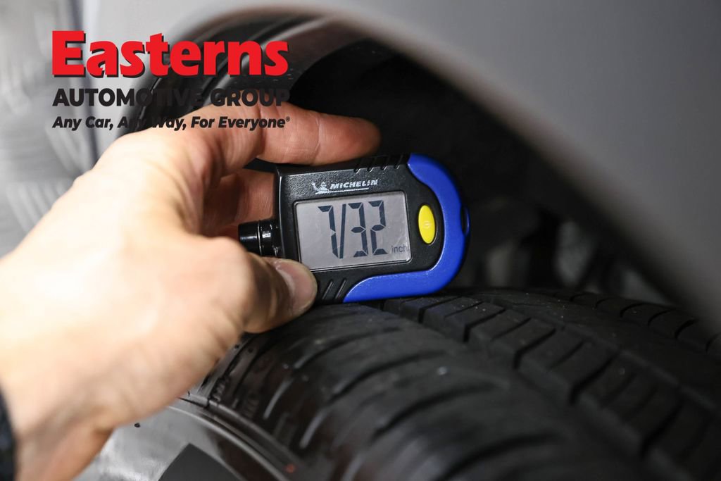 Used 2025 Honda HR-V Sport image 25