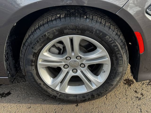 Certified 2023 Dodge Charger SXT image 9