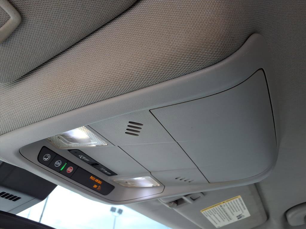 Used 2021 Chevrolet Equinox LS w/ LS Convenience Package image 29