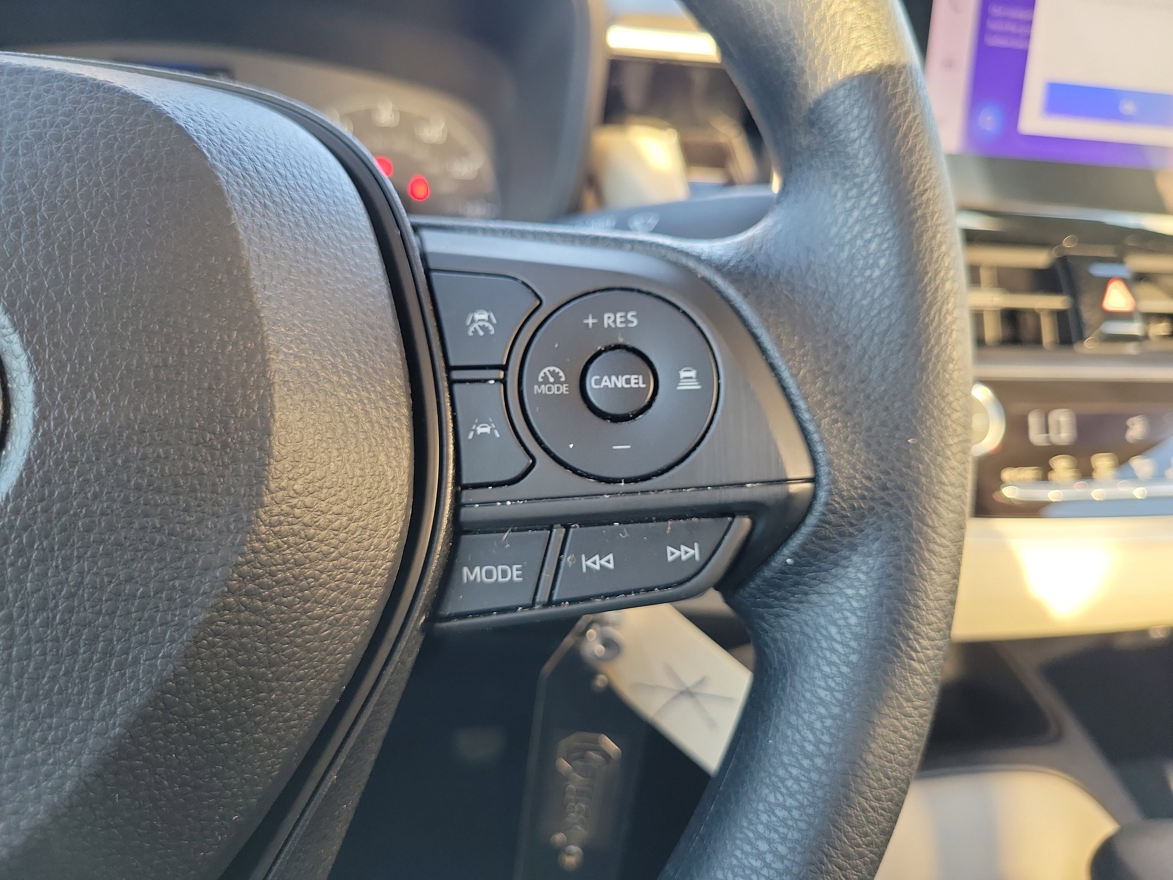 Used 2023 Toyota Corolla LE image 16