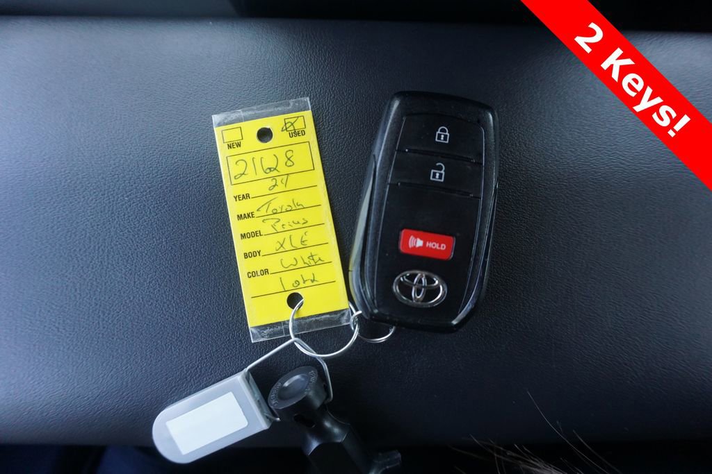 Used 2024 Toyota Prius XLE AWD/4WD image 33