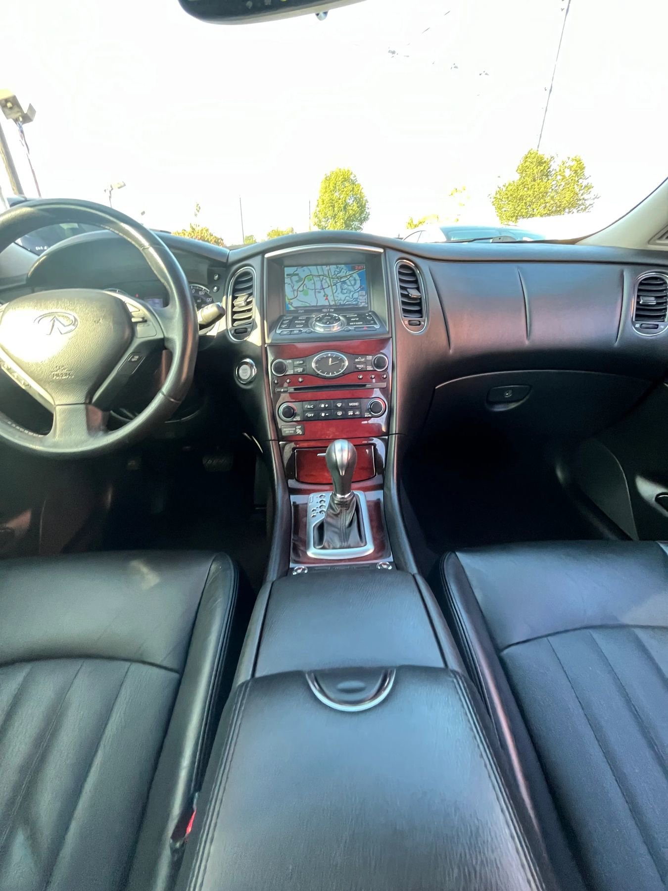 Used 2016 INFINITI QX50 Sport Utility 4D w/ Premium Plus Package image 15