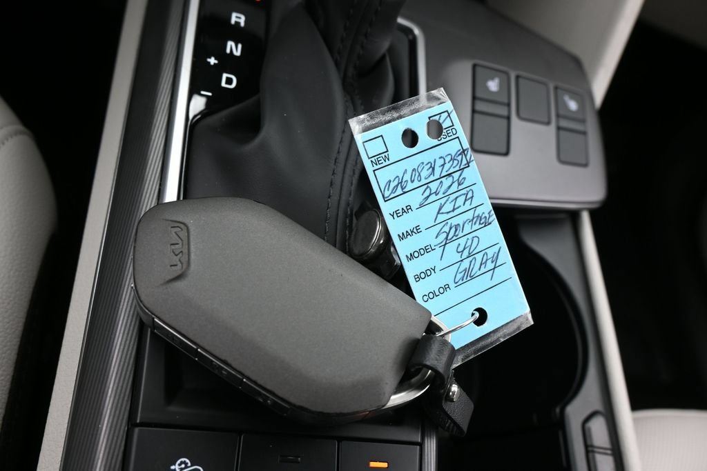 Used 2026 Kia Sportage EX FWD image 25