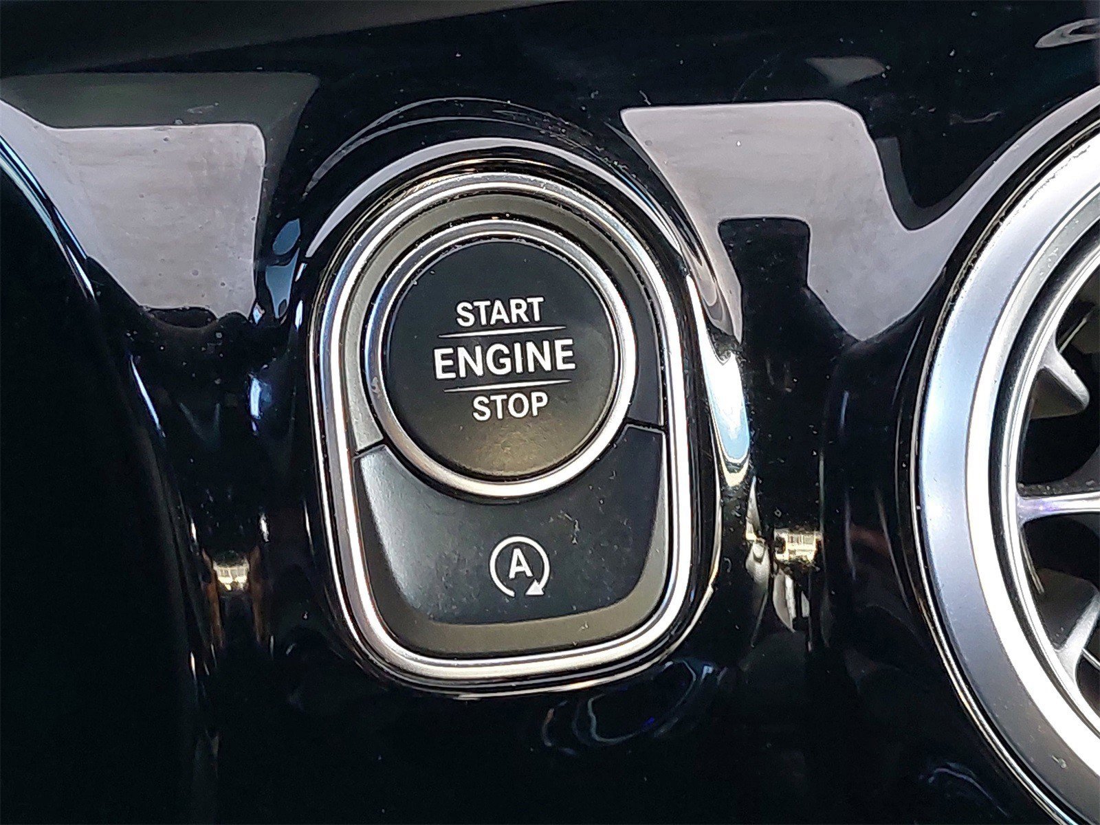 Used 2020 Mercedes-Benz A 220 image 30