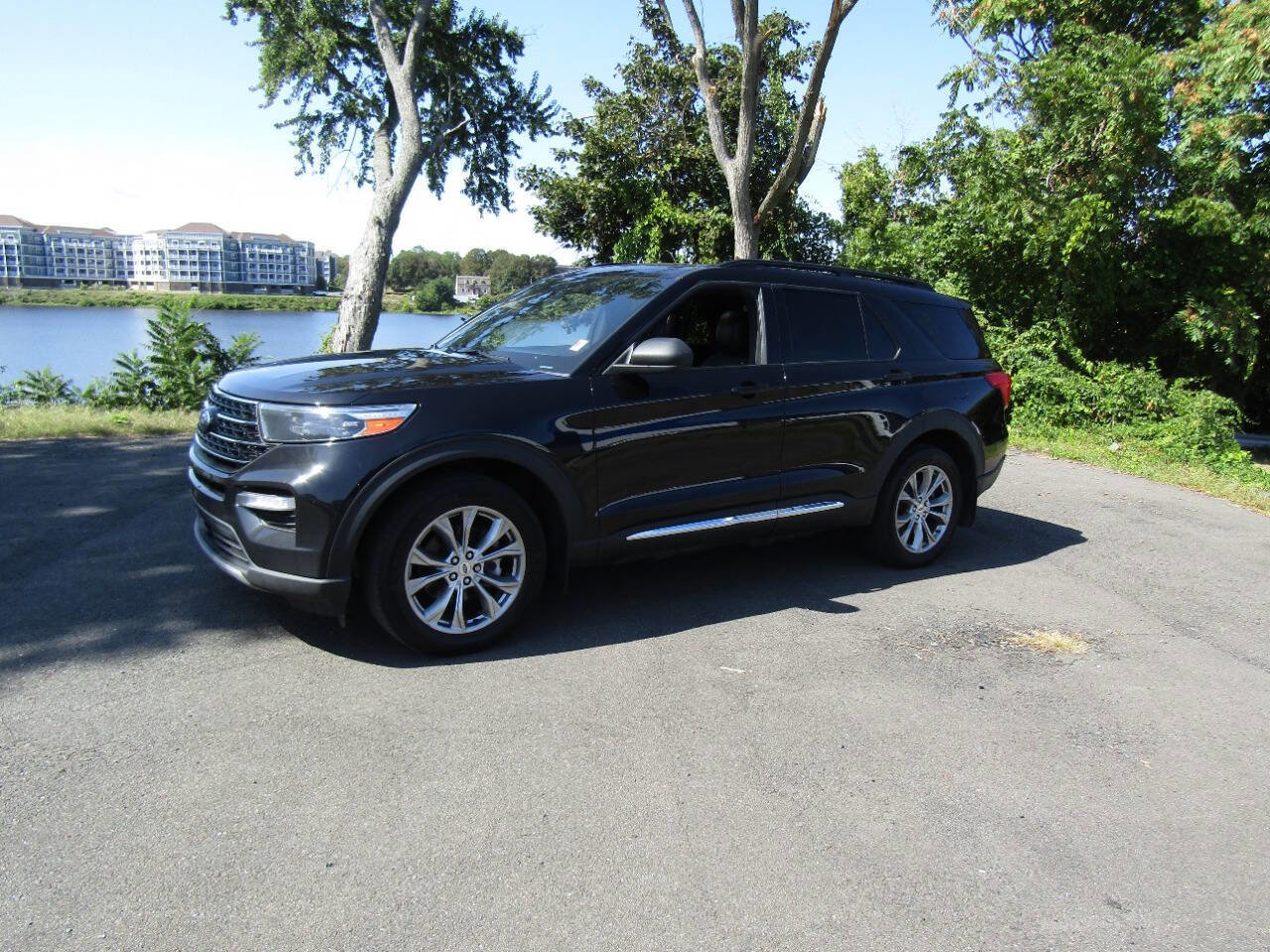 Used 2020 Ford Explorer XLT w/ Equipment Group 202A image 45