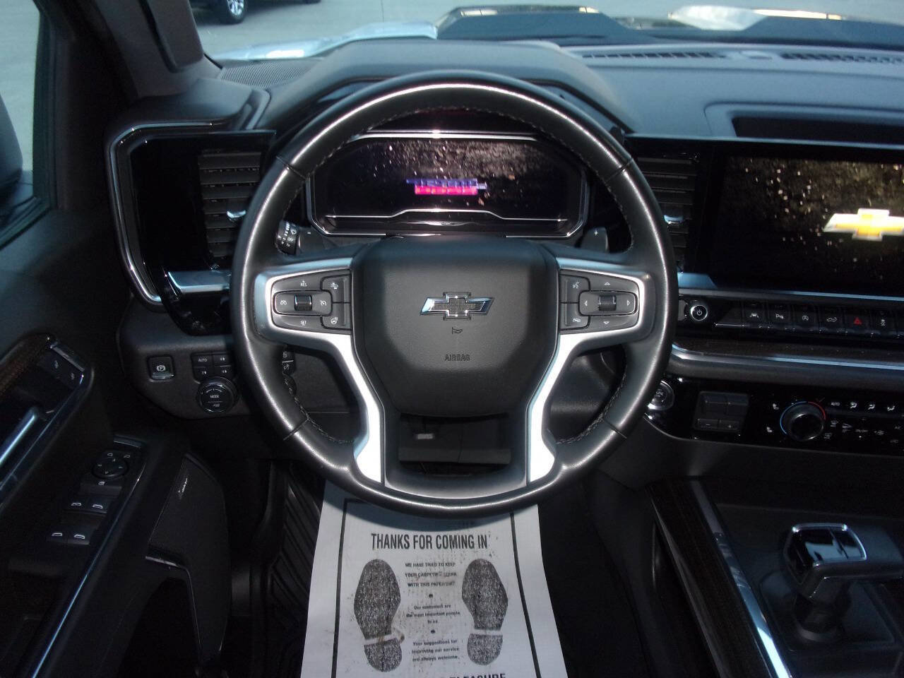 Used 2025 Chevrolet Silverado 1500 LT Trail Boss w/ Convenience Package II image 18