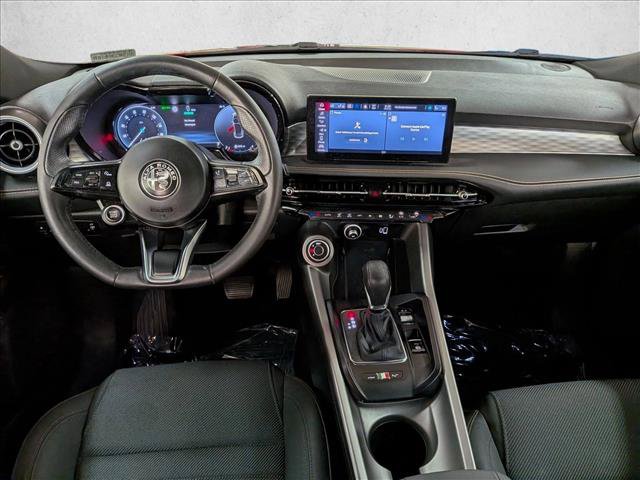 Used 2024 Alfa Romeo Tonale Ti AWD/4WD image 23