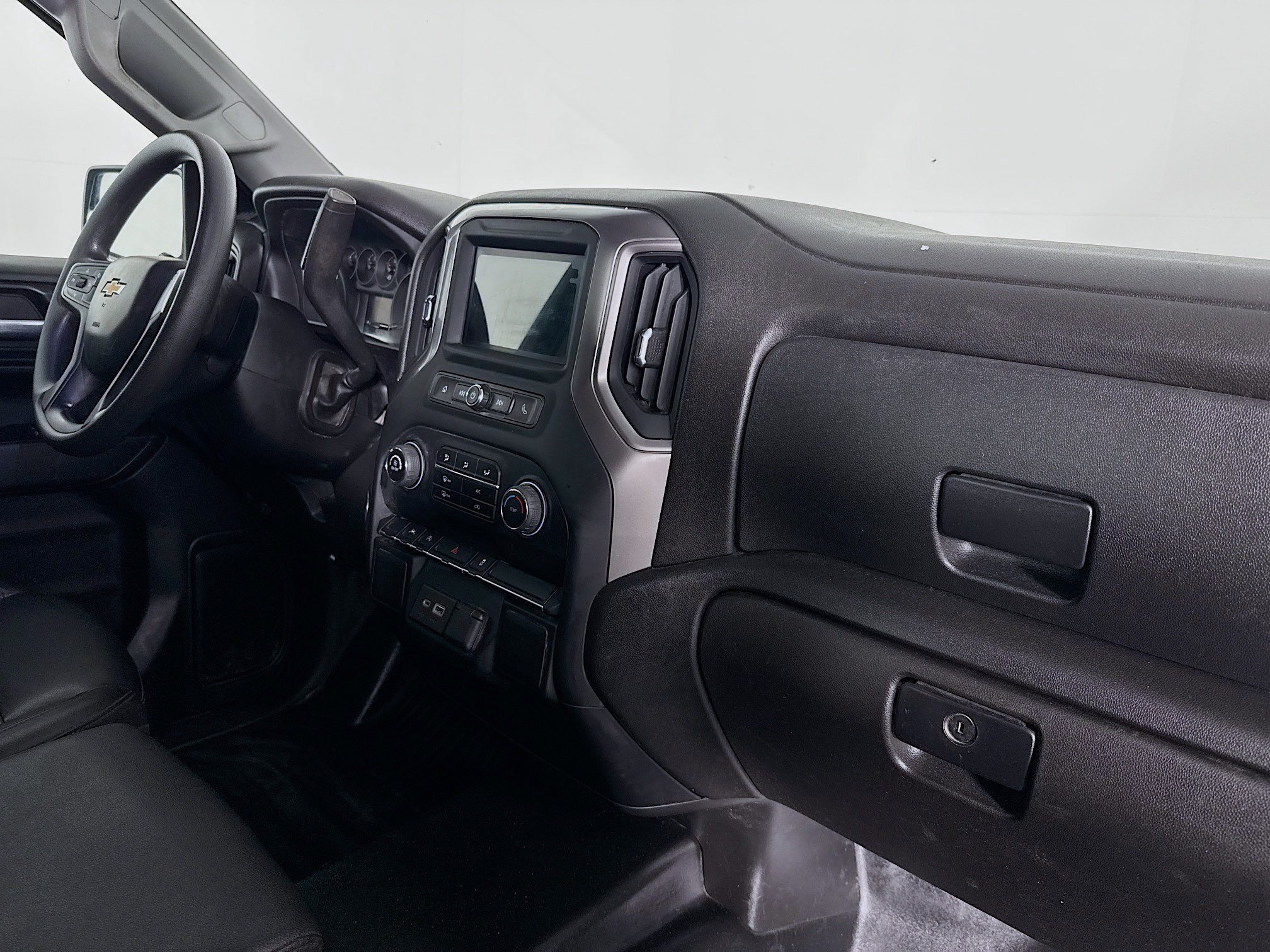 Used 2023 Chevrolet Silverado 1500 W/T w/ WT Value Package AWD/4WD image 26