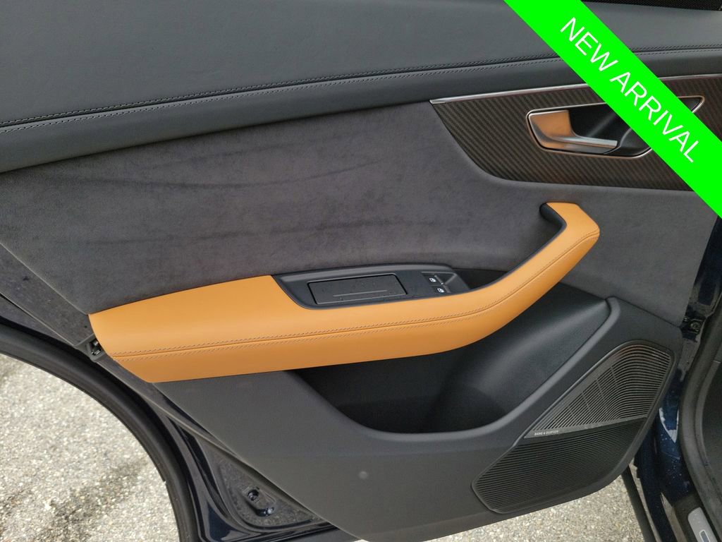 Used 2024 Audi RS Q8 image 26