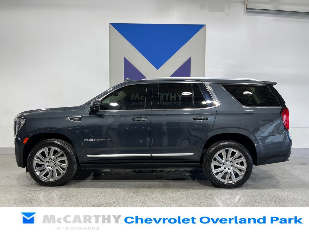 Used 2021 GMC Yukon Denali w/ Denali Premium Package AWD/4WD image 8