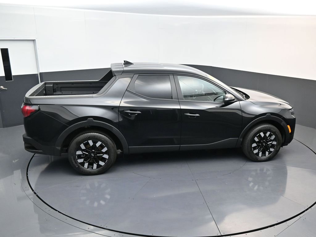 Certified 2025 Hyundai Santa Cruz SE image 15