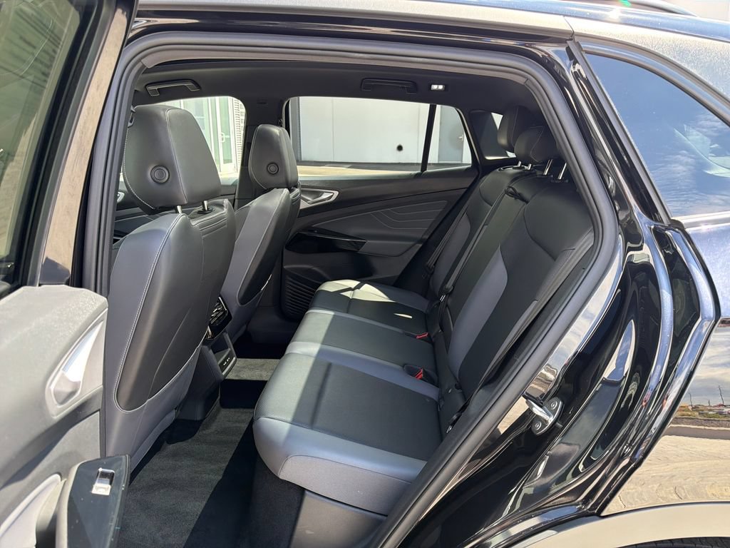 Certified 2023 Volkswagen ID.4 Pro S AWD/4WD image 14