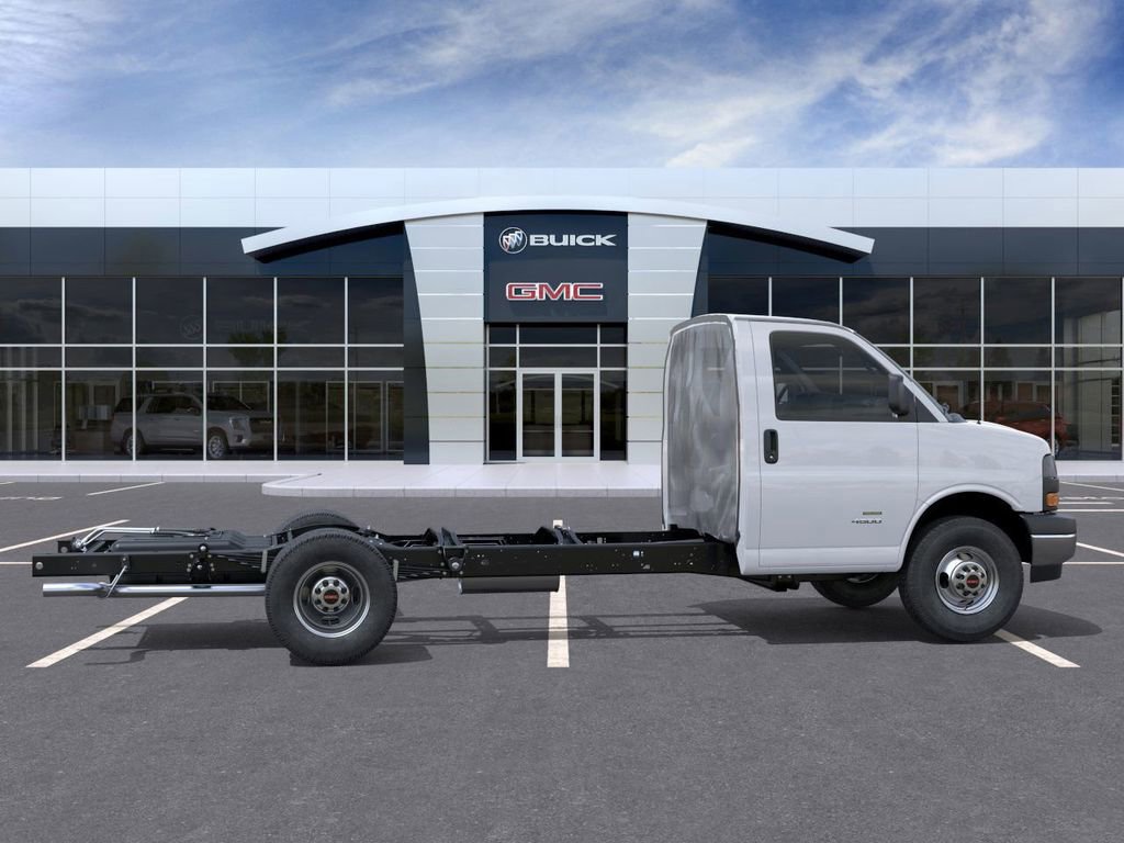New 2026 GMC Savana 4500 w/ Ambulance Package RWD image 5