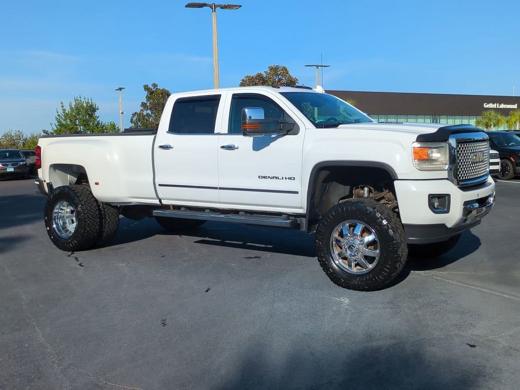 Used 2015 GMC Sierra 3500 Denali w/ Duramax Plus Package image 3