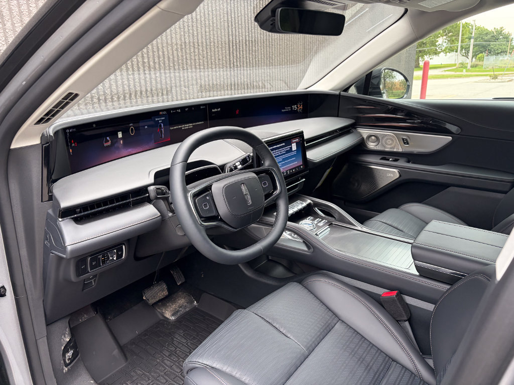 New 2026 Lincoln Nautilus Reserve AWD/4WD image 10