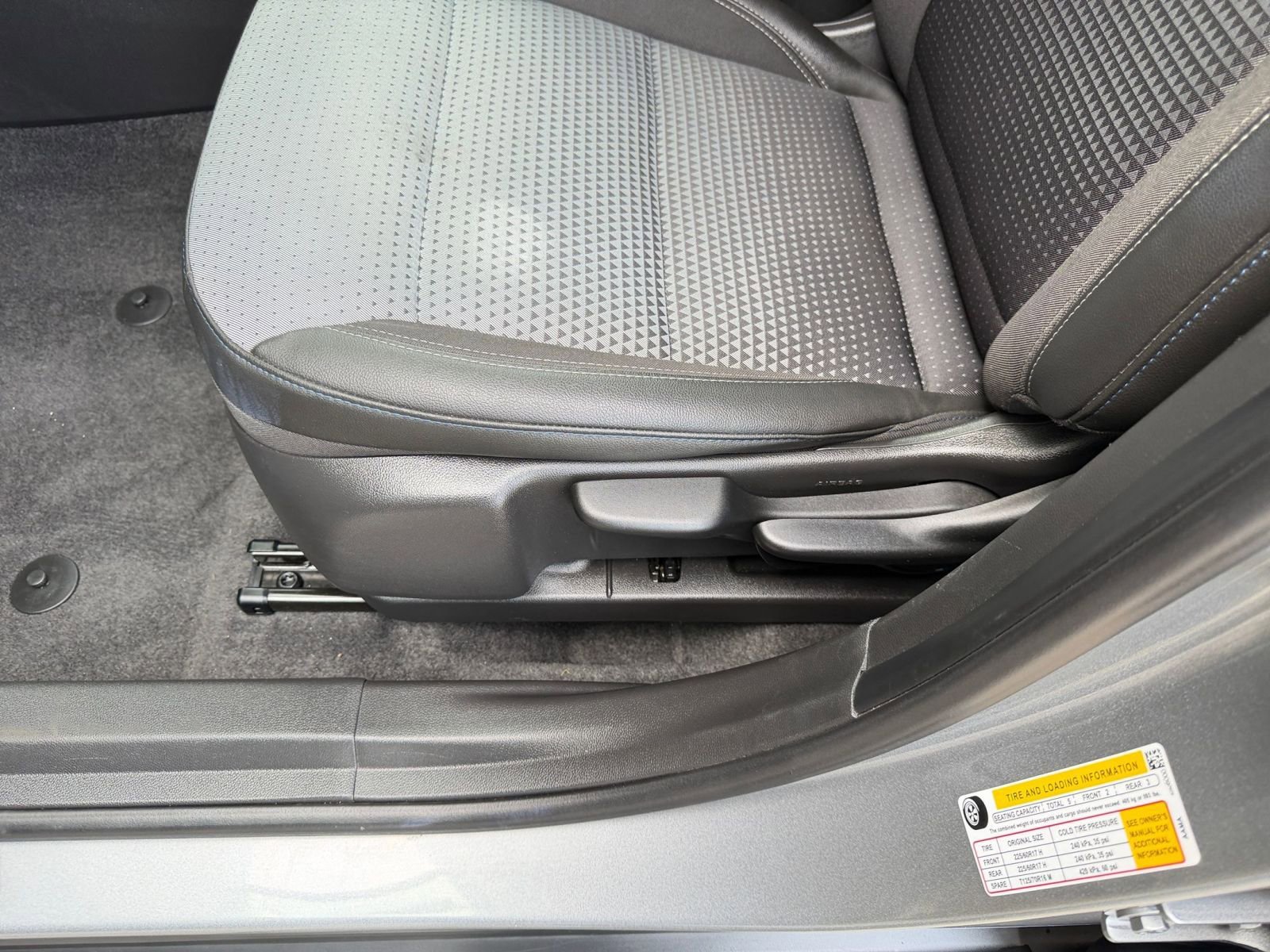 Used 2025 Chevrolet Trax LT image 22