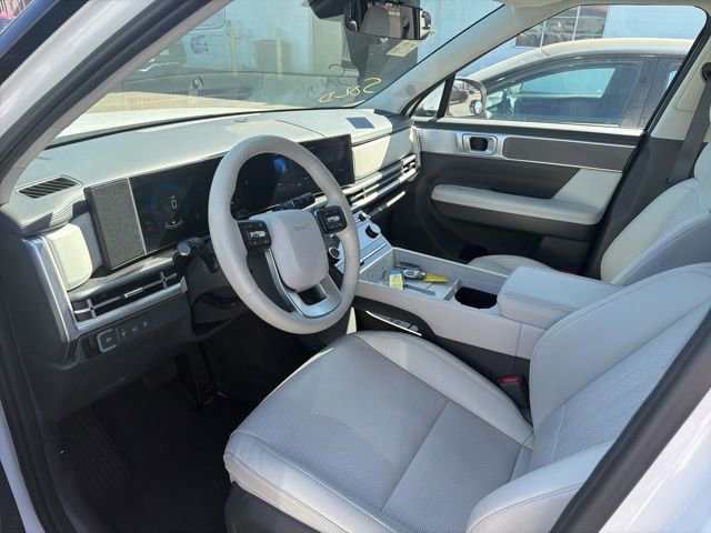 Used 2025 Hyundai Santa Fe SEL image 8