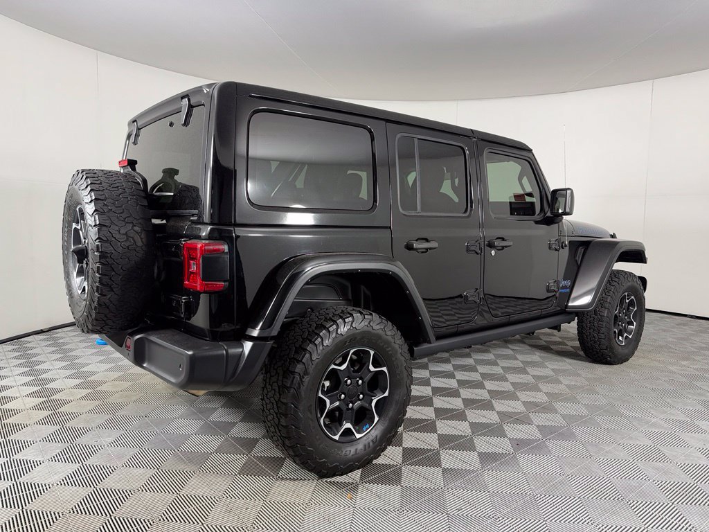 Used 2022 Jeep Wrangler Unlimited Rubicon 4xe w/ Cold Weather Group AWD/4WD image 6