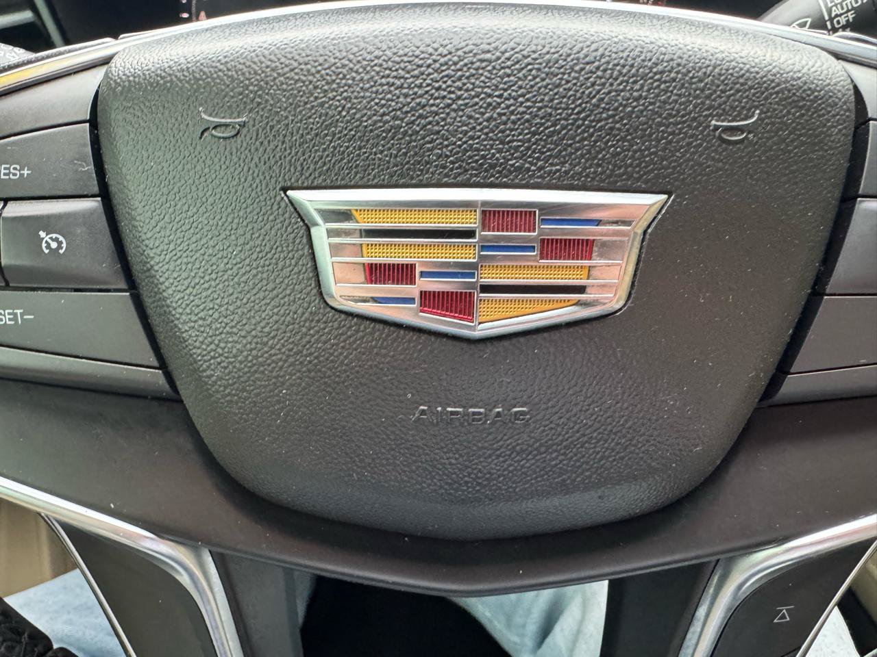 Used 2019 Cadillac XT5 AWD image 20