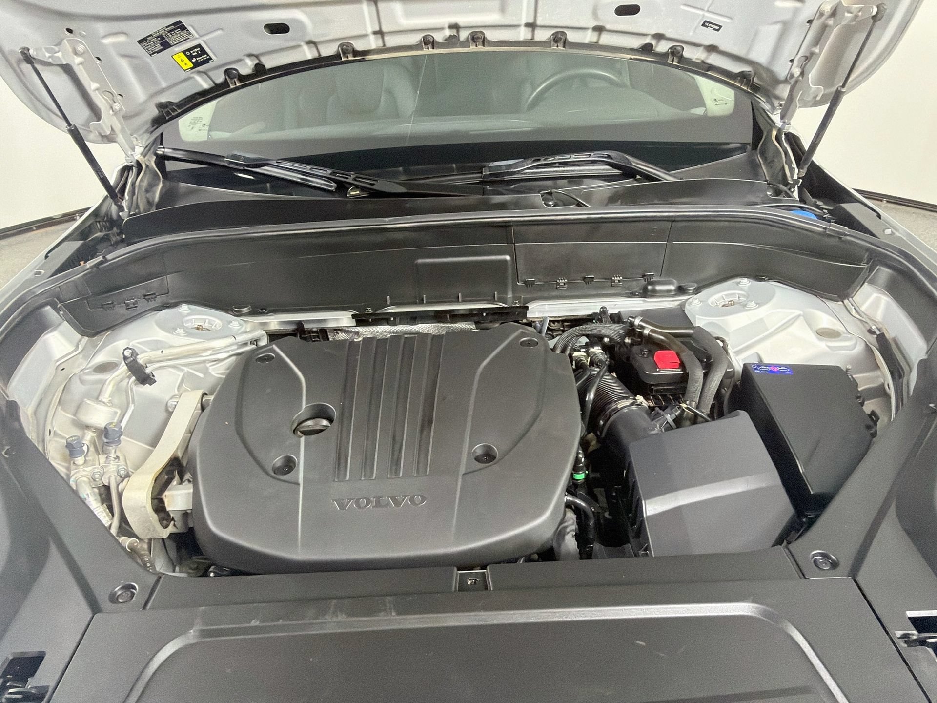 Certified 2023 Volvo XC90 B5 Core w/ Protection Package Premier AWD/4WD image 30