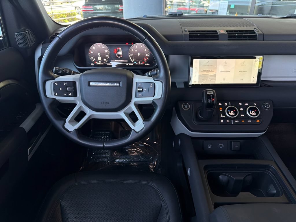 Used 2023 Land Rover Defender 110 S AWD/4WD image 14