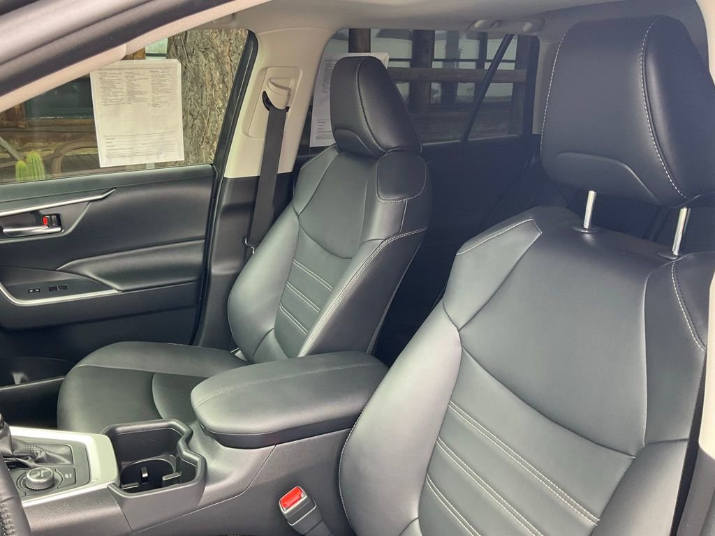 Used 2024 Toyota RAV4 XLE Premium image 57