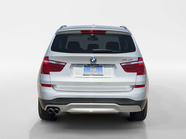 Used 2017 BMW X3 xDrive28i image 4