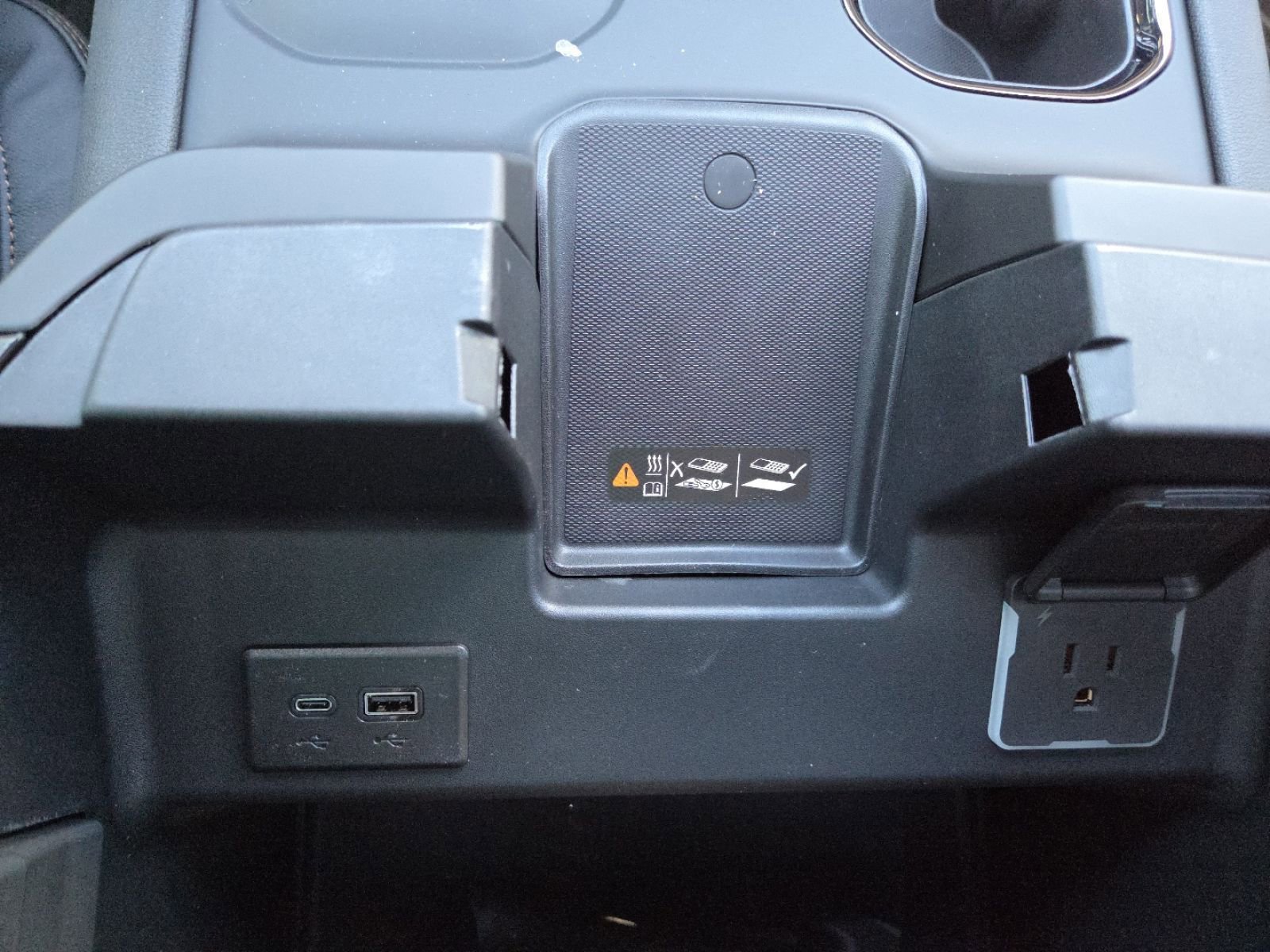 New 2026 GMC Sierra 1500 AT4 w/ AT4 Premium Package image 16