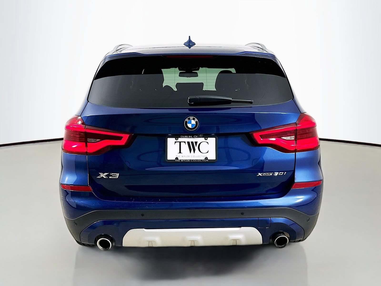 Used 2018 BMW X3 xDrive30i w/ Premium Package AWD/4WD image 6