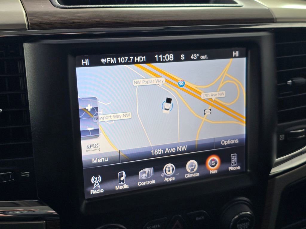 Used 2014 RAM 1500 Laramie image 31