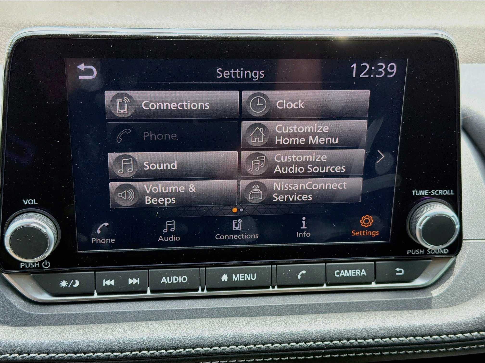 Used 2023 Nissan Rogue SV w/ SV Premium B Package FWD image 33