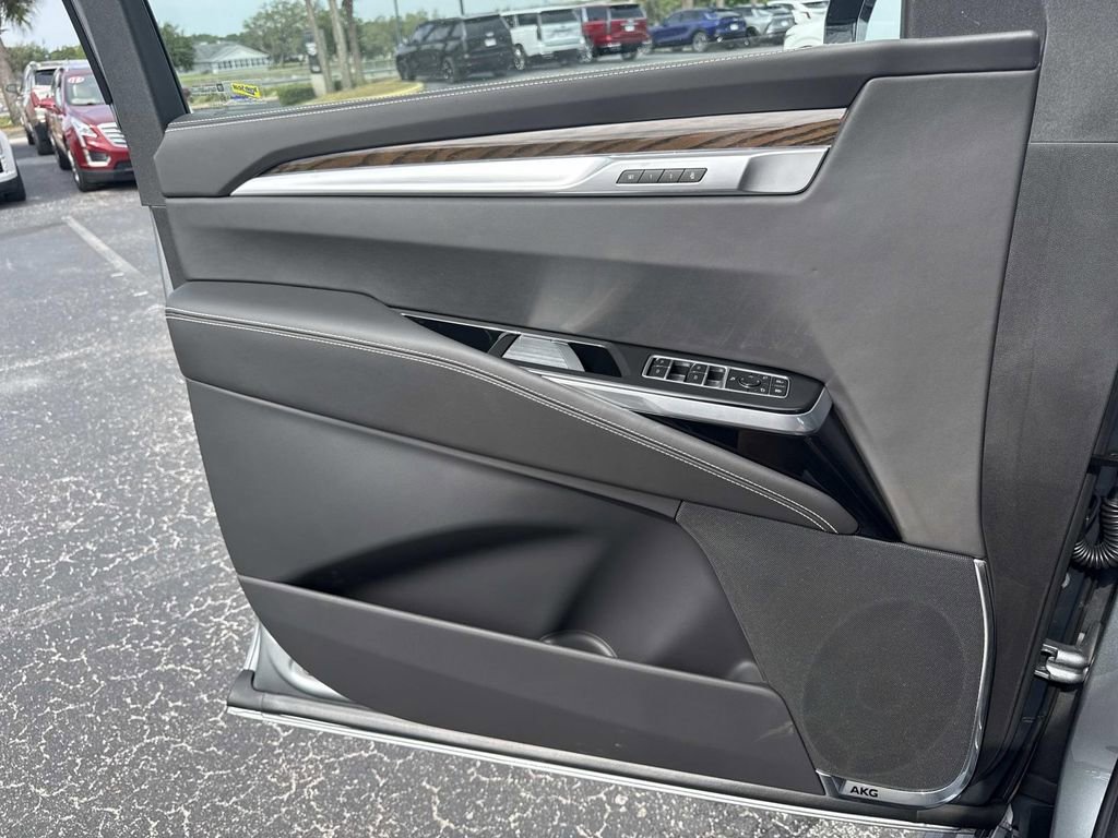 New 2026 Cadillac Escalade Platinum Sport AWD/4WD image 19
