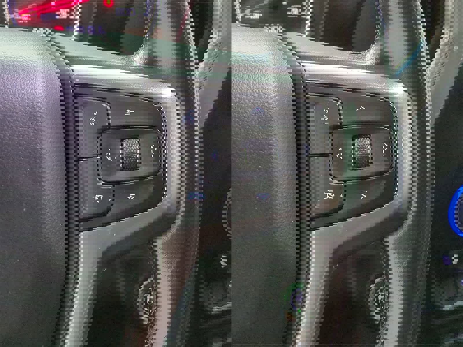 Used 2020 Chevrolet Silverado 1500 LTZ image 26