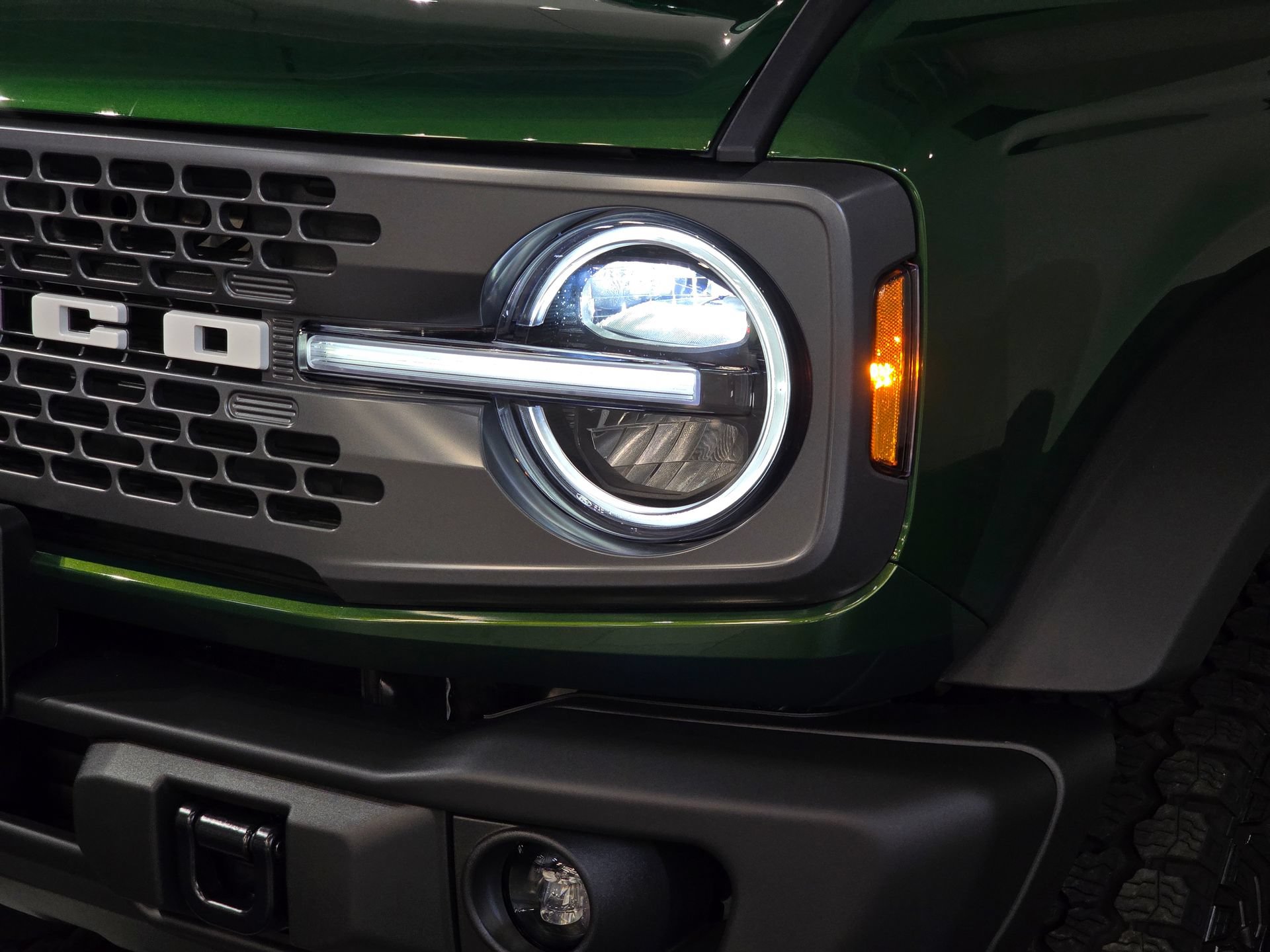 New 2025 Ford Bronco Badlands w/ Sasquatch Package AWD/4WD image 12