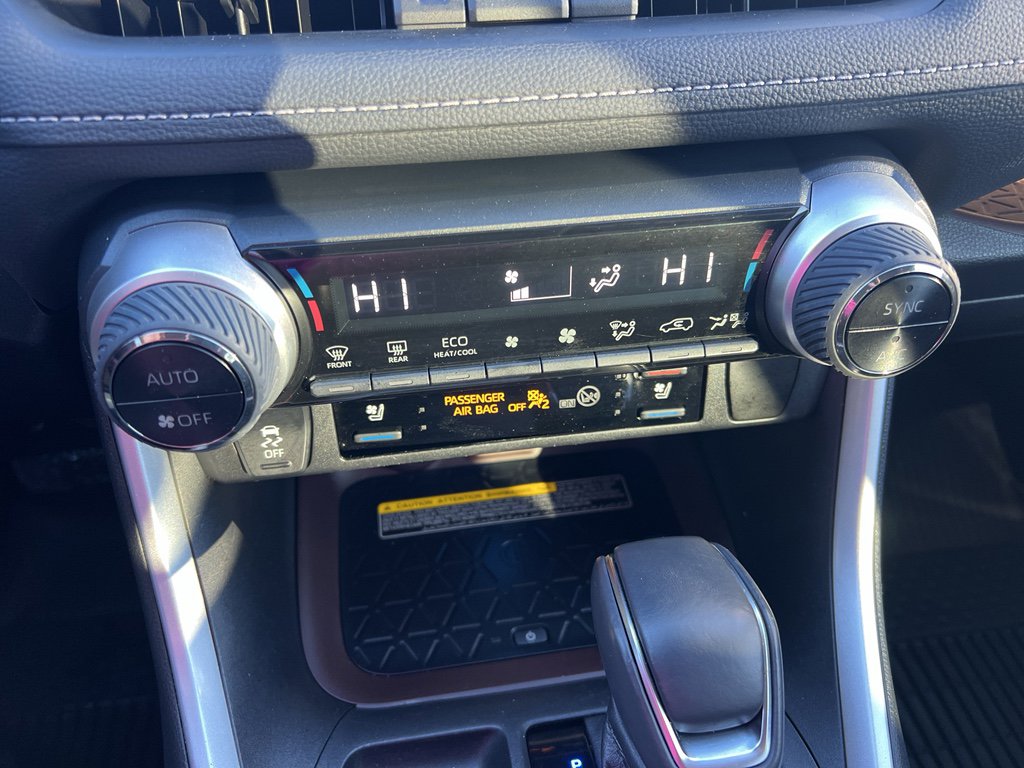 Used 2021 Toyota RAV4 Limited image 28