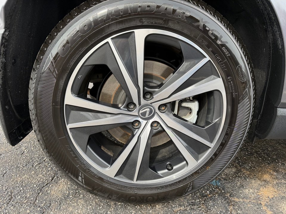 Used 2023 Lexus RX 350h w/ Cold Area Package AWD/4WD image 32