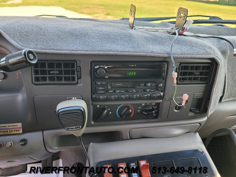 Used 2001 Ford F350 4x4 Regular Cab DRW Super Duty image 25