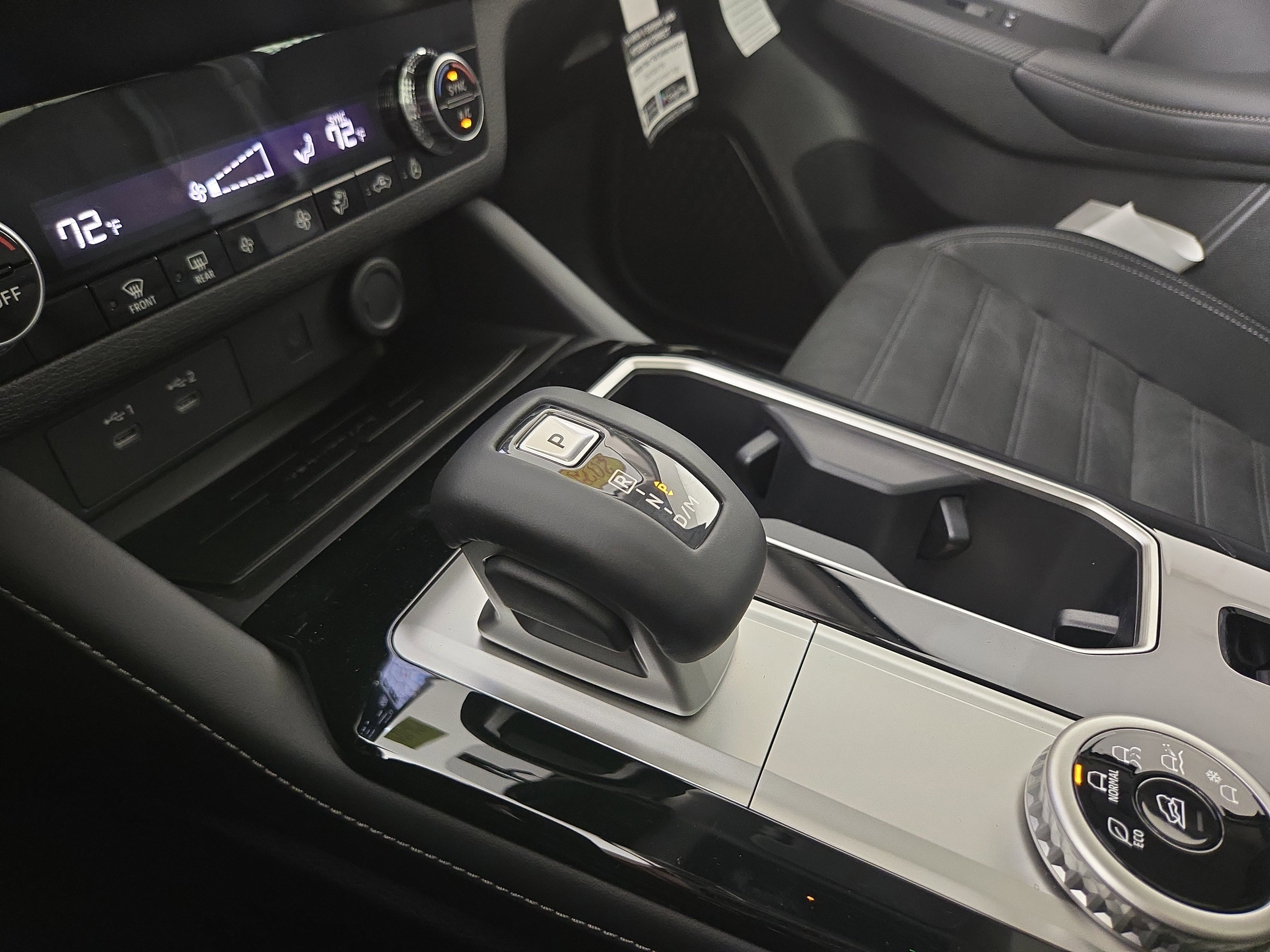 New 2026 Mitsubishi Outlander SE image 24