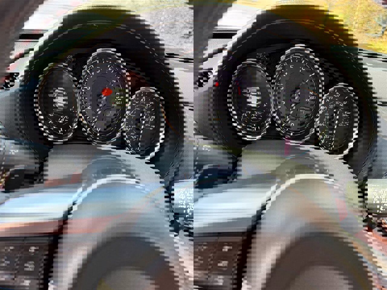 Used 2019 MAZDA MX-5 Miata RF Grand Touring image 20