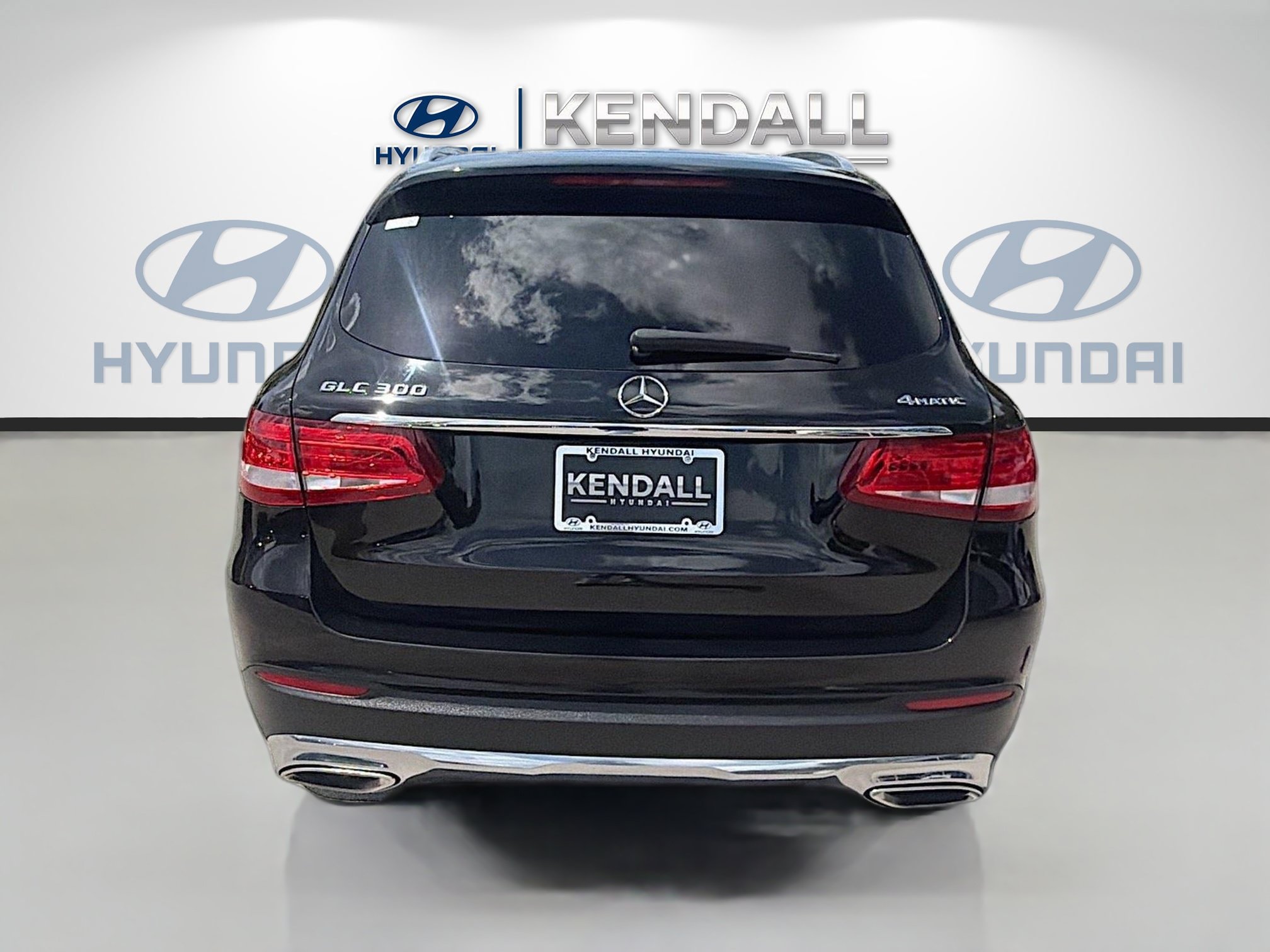 Used 2019 Mercedes-Benz GLC 300 4MATIC image 5