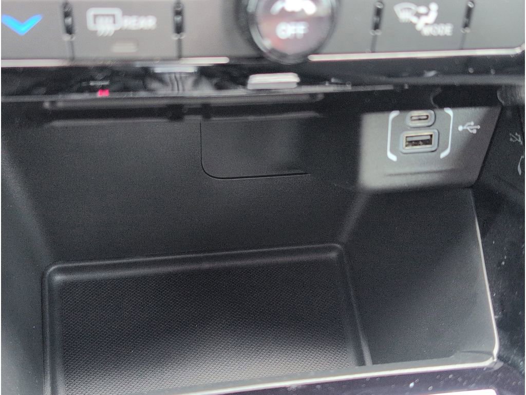 New 2026 Jeep Compass Latitude image 17