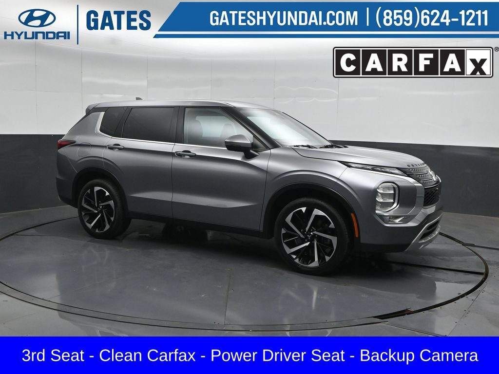 Used 2023 Mitsubishi Outlander SE
