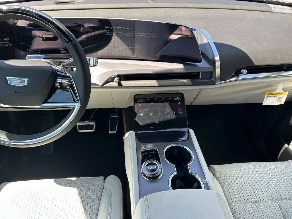 New 2026 Cadillac Vistiq Luxury image 15