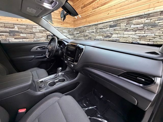 Used 2019 Chevrolet Traverse LT w/ LPO, Floor Liner Package AWD/4WD image 15