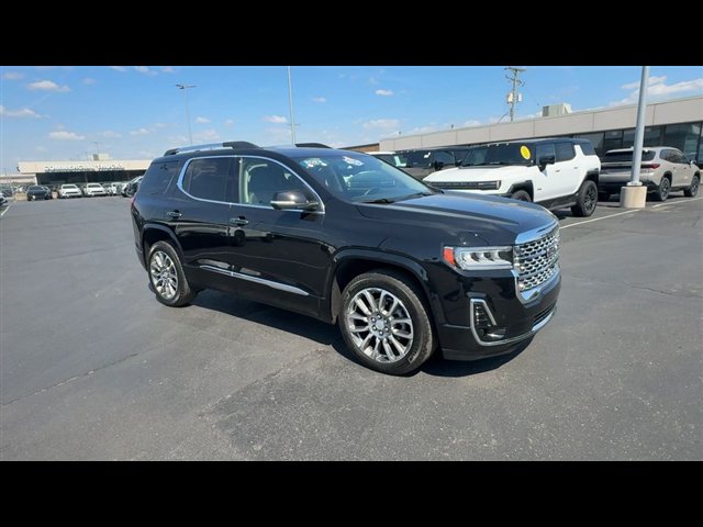 Certified 2023 GMC Acadia Denali w/ Denali Ultimate Package AWD/4WD image 2