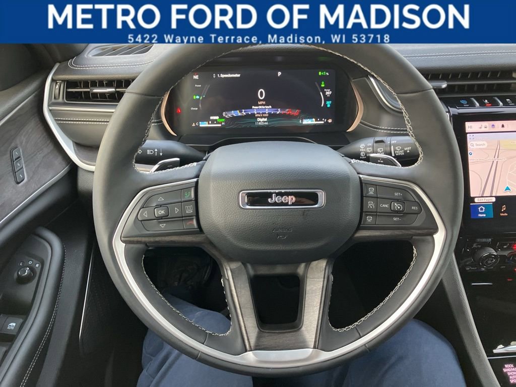 Used 2025 Jeep Grand Cherokee Limited 4xe image 28