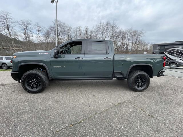 New 2026 Chevrolet Silverado 2500 ZR2 image 4