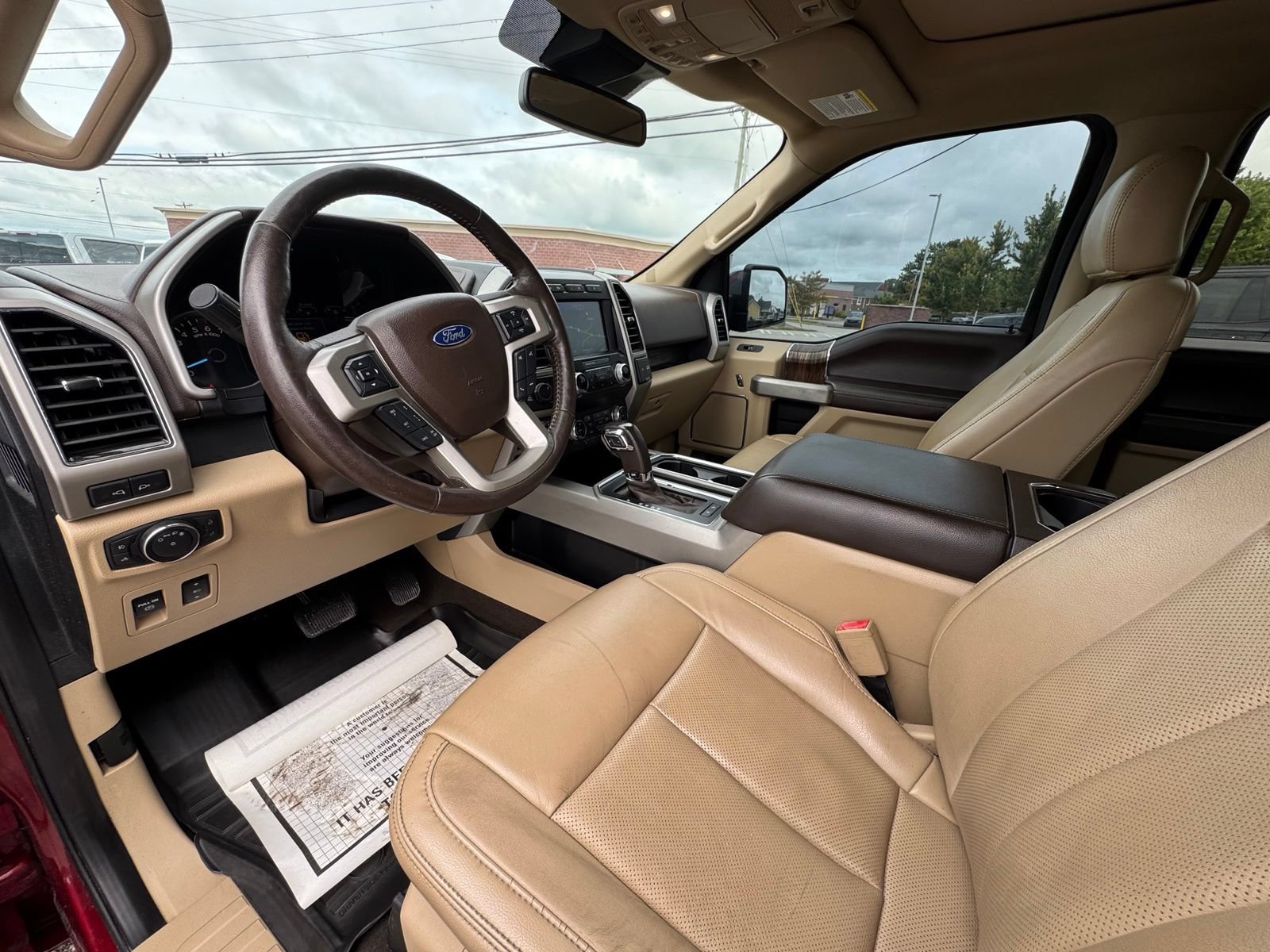 Used 2019 Ford F150 Lariat w/ Equipment Group 502A Luxury AWD/4WD image 17