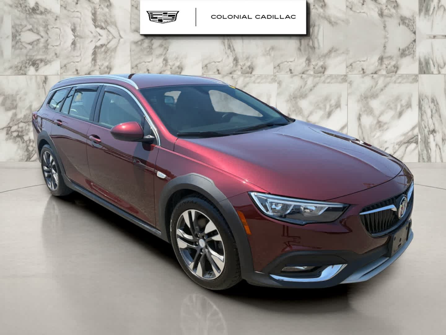 Used 2018 Buick Regal Essence w/ Sights and Sounds Package AWD/4WD image 7